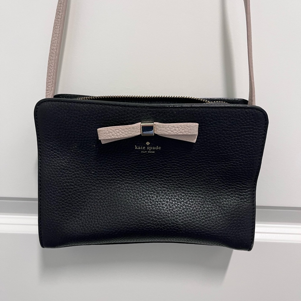 Kate spade Black and Tan bow crossbody purse